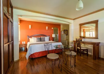 Hotel Angel Inn hotel thumbnail 8