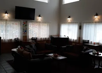 Pleasant Moose Lodge hotel thumbnail 4