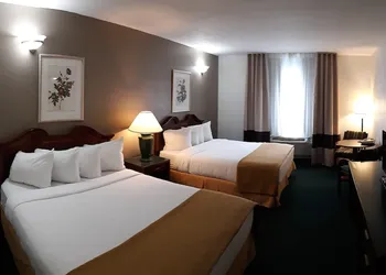 Pleasant Moose Lodge hotel thumbnail 5