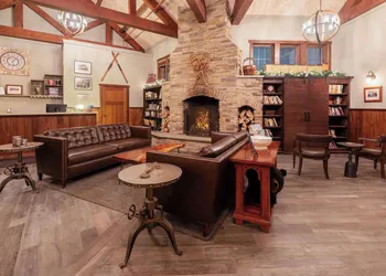 Corduroy Inn and Lodge, Trademark Collection by Wyndham hotel thumbnail 5