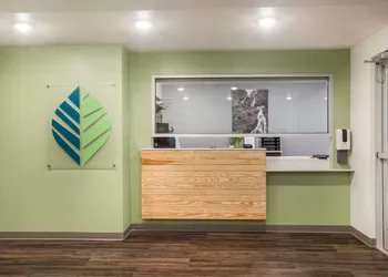 WoodSpring Suites Atlanta Newnan hotel thumbnail 2