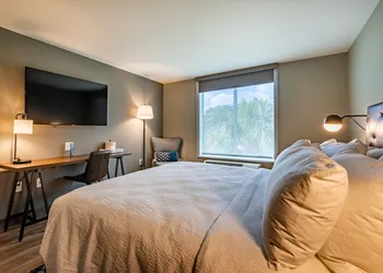 Four Points by Sheraton Brunswick hotel thumbnail 5