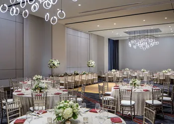 Marriott Dallas Uptown hotel thumbnail 7