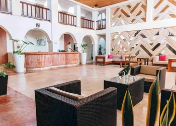 Hotel Solamar Inn hotel thumbnail 2