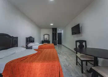 Hotel Imperial las Perlas hotel thumbnail 3