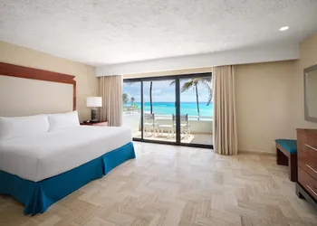 Family 3 Bedroom Ocean Villa By Wyndham Grand Cancun hotel thumbnail 5