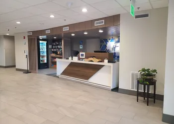Holiday Inn Express & Suites Ft. Lauderdale N - Exec Airport by IHG hotel thumbnail 4