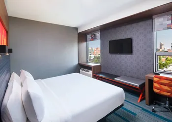 Aloft by Marriott Lubbock hotel thumbnail 3