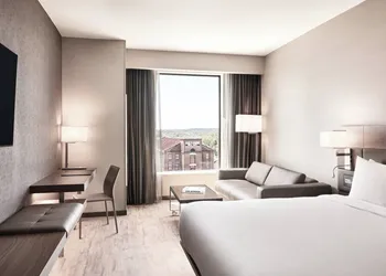 AC Hotel by Marriott Columbus Downtown hotel thumbnail 6