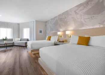 Cambria Hotel Calabasas - Malibu hotel thumbnail 7