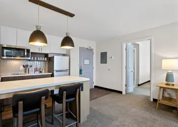Staybridge Suites Charlotte – Tyvola by IHG hotel thumbnail 3