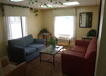 Relax Inn hotel thumbnail 2