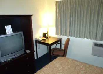 Relax Inn hotel thumbnail 7
