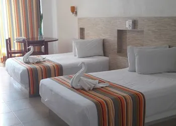Pelicano Inn Playa del Carmen - Beachfront Hotel hotel thumbnail 7