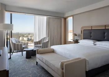 JW Marriott Tampa Water Street hotel thumbnail 3