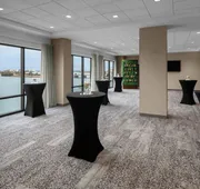 Courtyard by Marriott Clearwater Beach hotel detail image 5