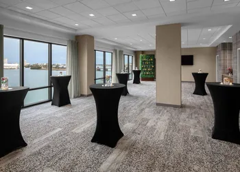 Courtyard by Marriott Clearwater Beach hotel thumbnail 5