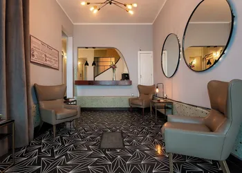 Suites Alcazar hotel thumbnail 5