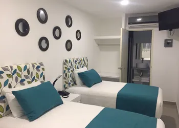 Container Inn Hotel Aeropuerto hotel thumbnail 5