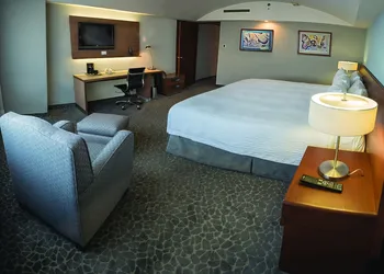 Courtyard by Marriott Mexico City Revolucion hotel thumbnail 7