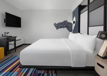 Aloft Tampa Midtown hotel thumbnail 8