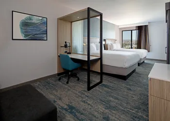 SpringHill Suites by Marriott Valencia hotel thumbnail 6