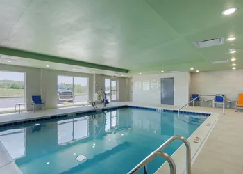 Holiday Inn Express & Suites Abingdon by IHG hotel thumbnail 7
