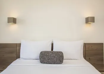 One Ciudad de Mexico La Raza hotel thumbnail 8