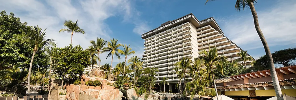 Hotel photo 1 of 146