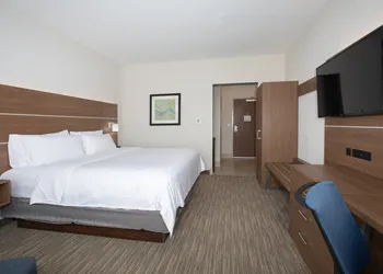 Holiday Inn Express & Suites Goodland I 70 by IHG hotel thumbnail 8