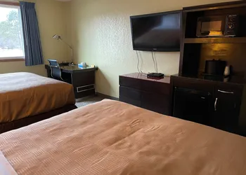 Clarion Inn hotel thumbnail 3