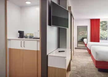 SpringHill Suites by Marriott Atlanta Northwest hotel thumbnail 5