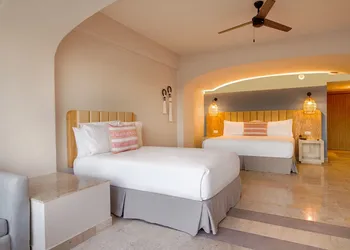 Camino Real Acapulco Diamante hotel thumbnail 5