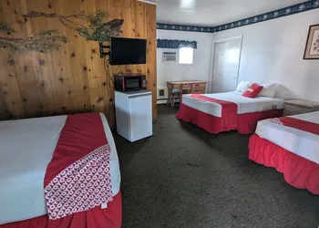 Silver Spur Motel hotel thumbnail 5