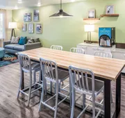 Extended Stay America Select Suites Orlando Kissimmee hotel detail image 3
