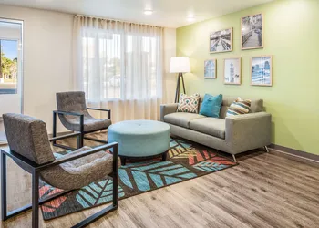 Extended Stay America Select Suites Orlando Kissimmee hotel thumbnail 4