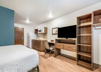 Extended Stay America Select Suites Orlando Kissimmee hotel thumbnail 7