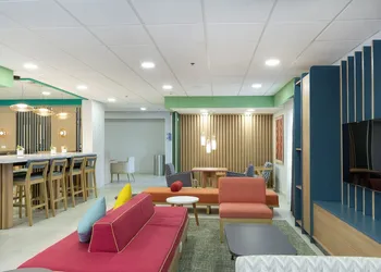 Hampton by Hilton Saltillo hotel thumbnail 3
