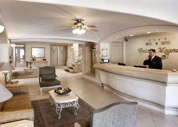 Hotel & Suites Quinta Magna hotel thumbnail 3