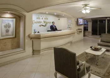 Hotel & Suites Quinta Magna hotel thumbnail 5