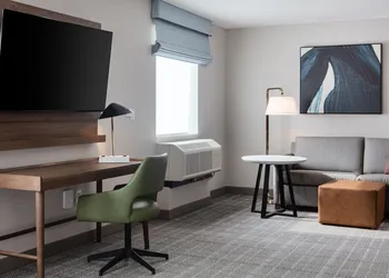 Staybridge Suites Iowa City Coralville by IHG hotel thumbnail 7