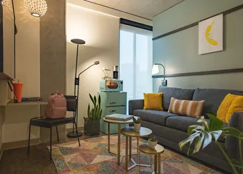 Moxy Portland Downtown hotel thumbnail 4