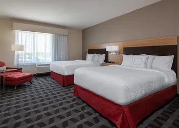 TownePlace Suites by Marriott Indianapolis Airport hotel thumbnail 5