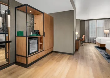 Hotel Indigo Vancouver Dwtn – Portland Area by IHG hotel thumbnail 4