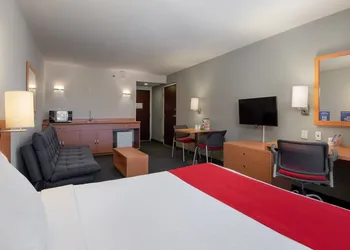 City Express by Marriott Tepotzotlan hotel thumbnail 7