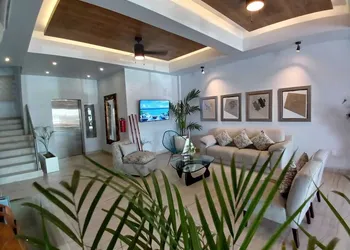 Hotel & Suites Las Palmas hotel thumbnail 2