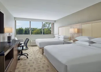 Delta Hotels by Marriott Chicago Willowbrook hotel thumbnail 5