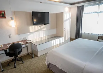 Holiday Inn Queretaro Zona Diamante by IHG hotel thumbnail 5