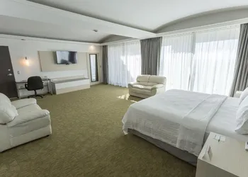 Holiday Inn Queretaro Zona Diamante by IHG hotel thumbnail 8