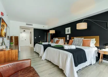 iCoconutGrove Vacation Rentals hotel thumbnail 7